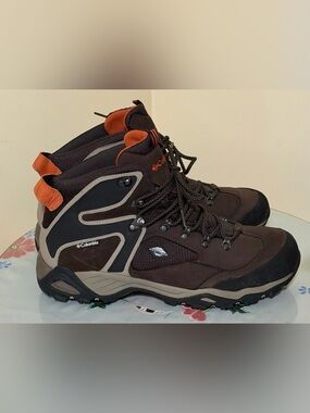 Columbia Men’s Brown Hiking Boots with Orange Accents Size 13